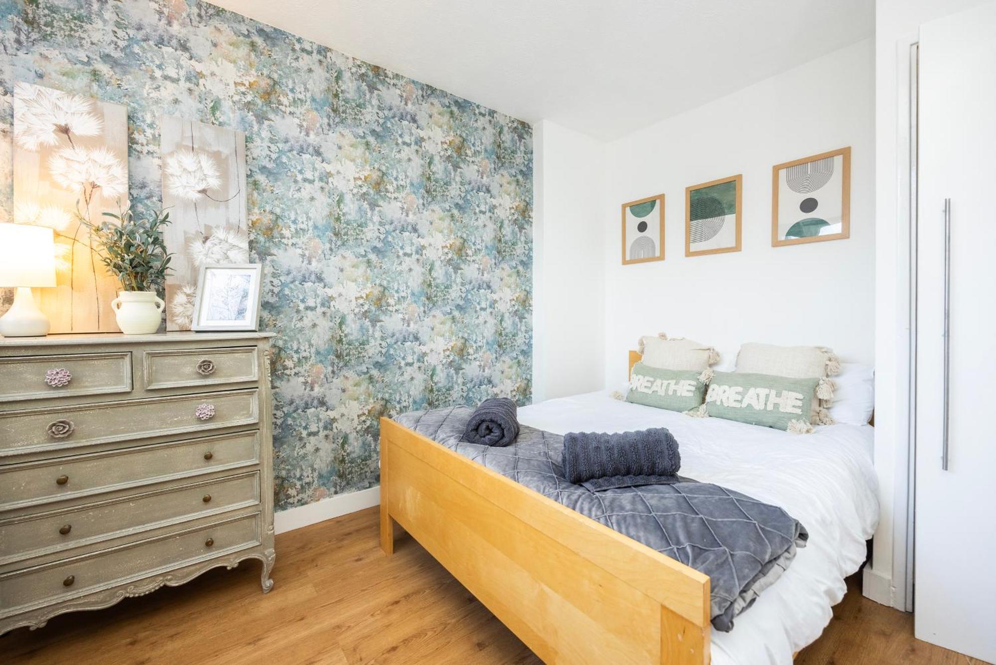 Trendy 4 Bed Apartment Near Vibrant Shoreditch W Balcony And Walking Distance To Tube ลอนดอน ภายนอก รูปภาพ